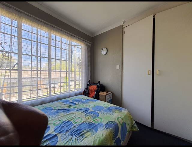 3 BEDROOM SIMPLEX FOR SALE IN COUNTRY VIEW